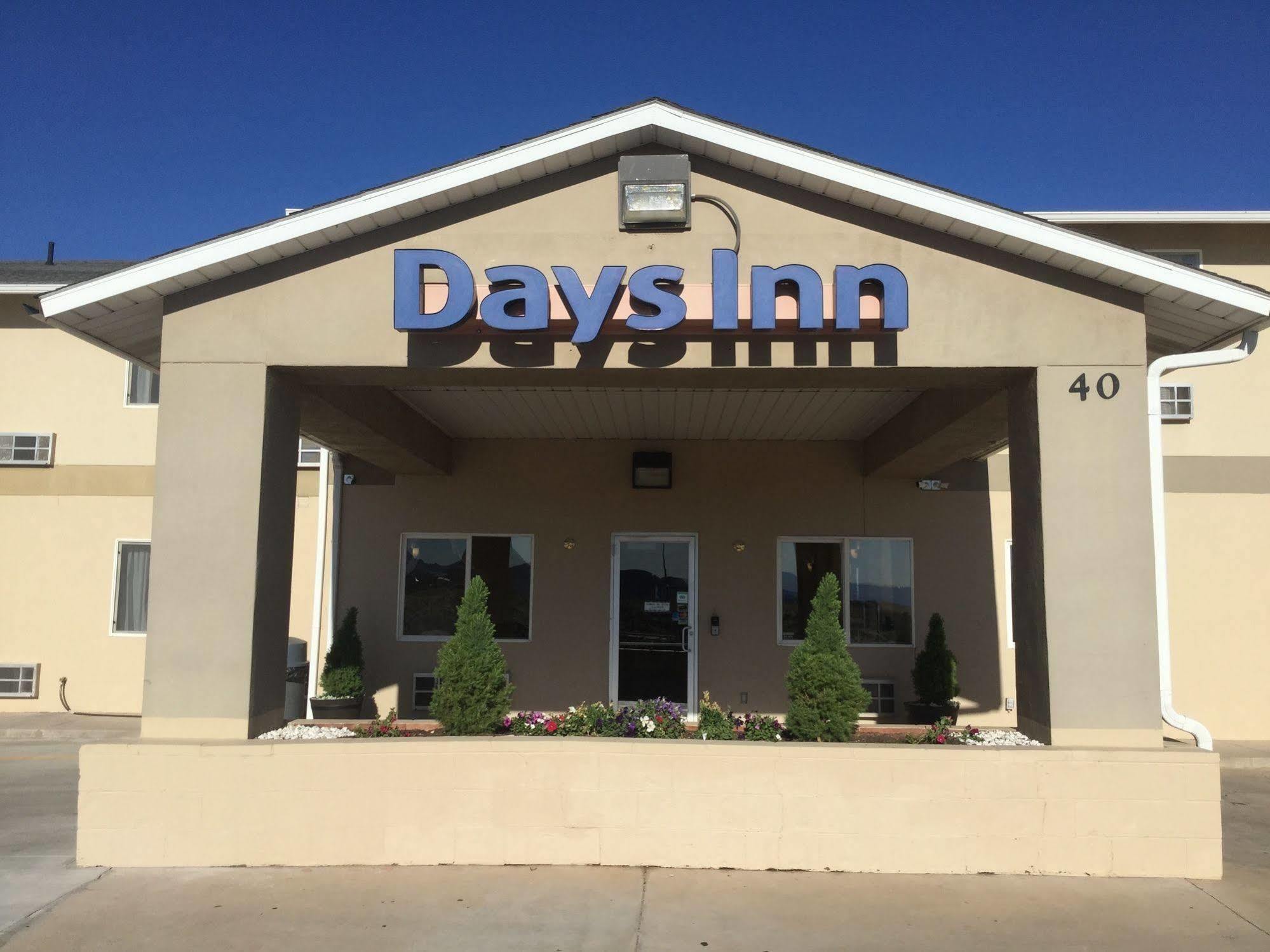 Days Inn By Wyndham Hurricane/Zion National Park Area Zewnętrze zdjęcie